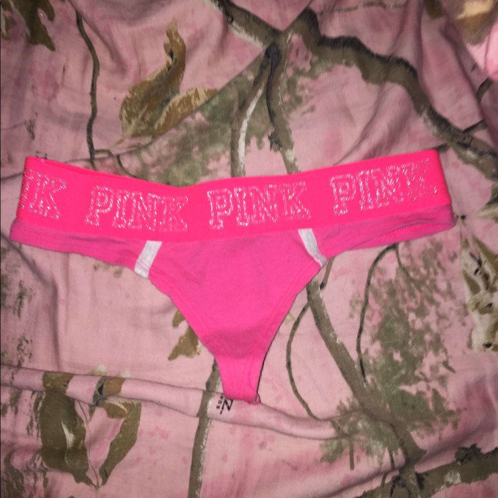 Vs thong